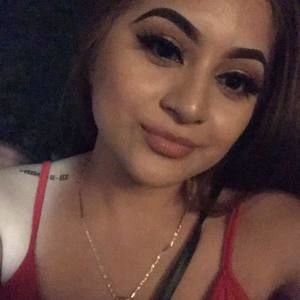 Meet your Posher, Devany